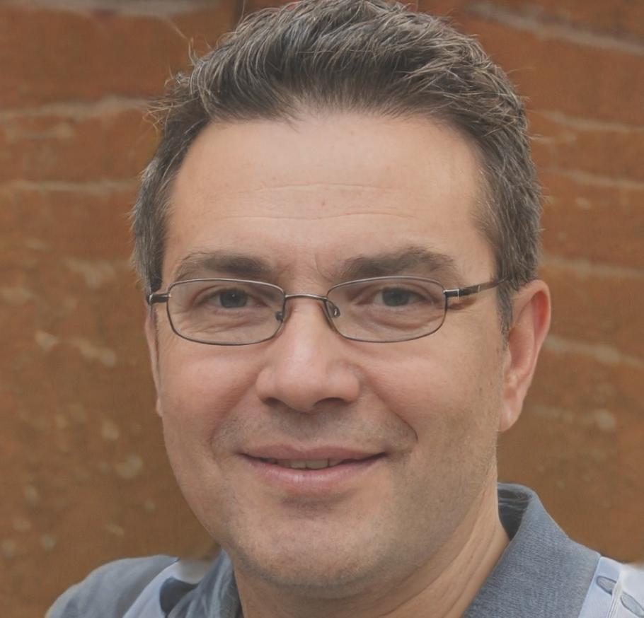 Bartłomiej Kwiatkowski, założyciel i architekt systemu Gesiseo