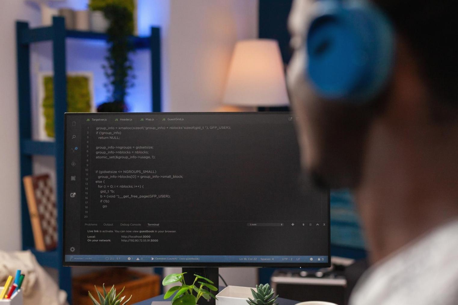 Zespół Gesiseo przy pracy nad systemem raportowania zgodności